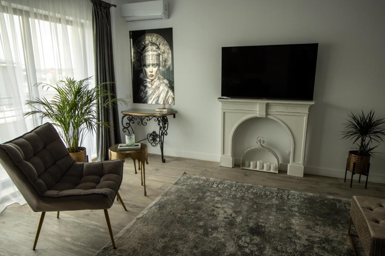 The Clock Apartment Voluntari Екстериор снимка