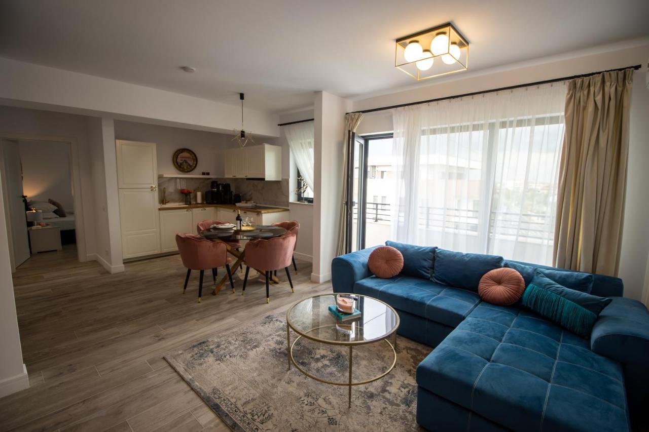 The Clock Apartment Voluntari Екстериор снимка